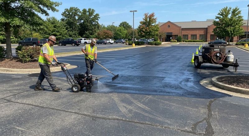 Asphalt Parking Lot Sealing in Greenville, SC